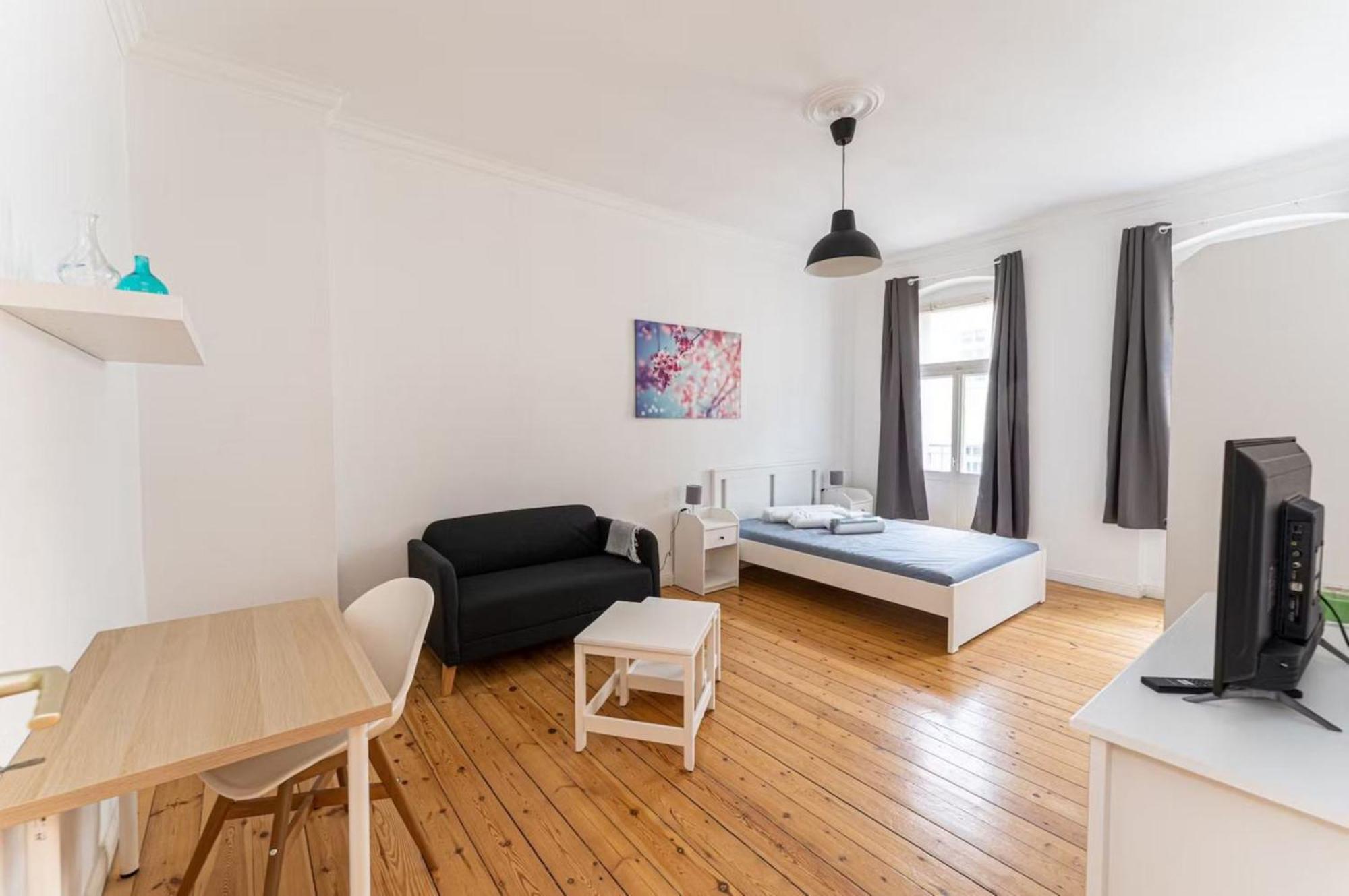 4 Zimmer 4 Bath Nahe Stadium Apartment Leipzig